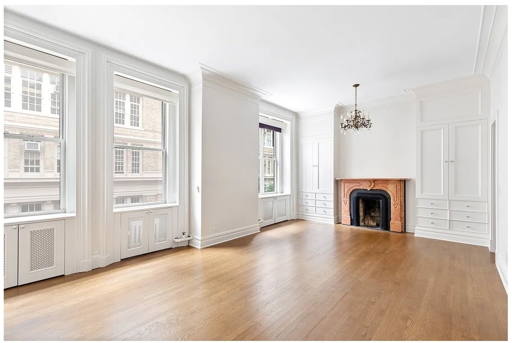 129 E 17th Street - Photo 11