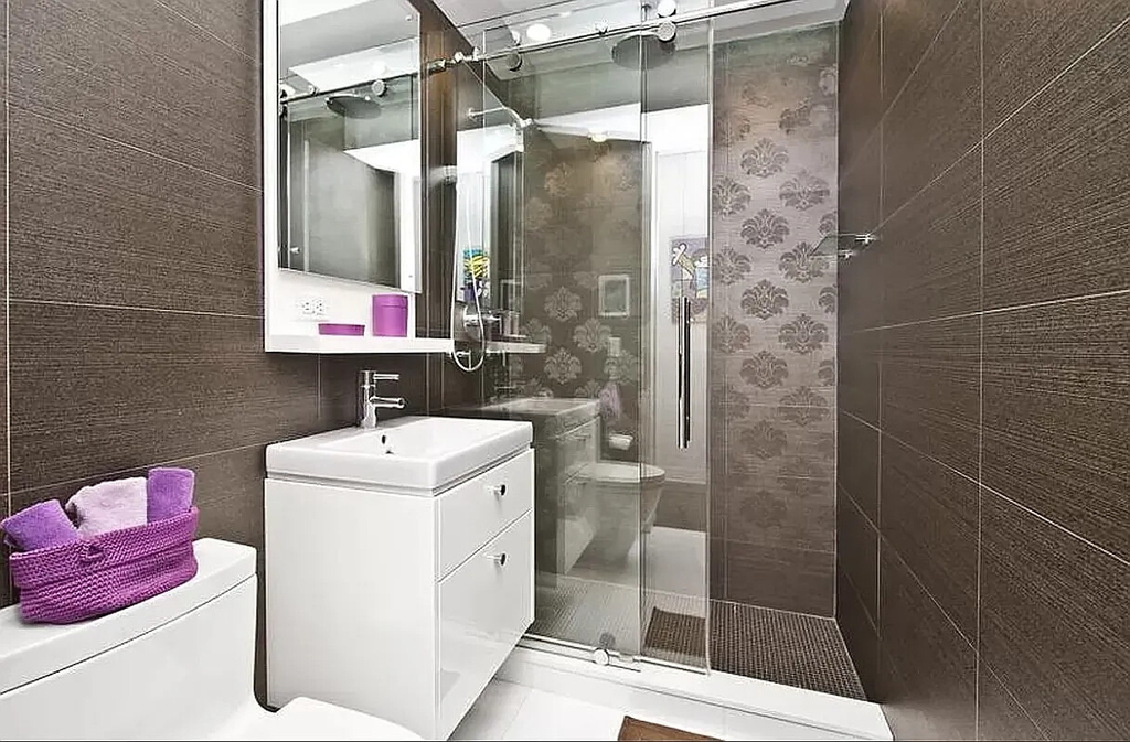 225 E 70th Street - Photo 2