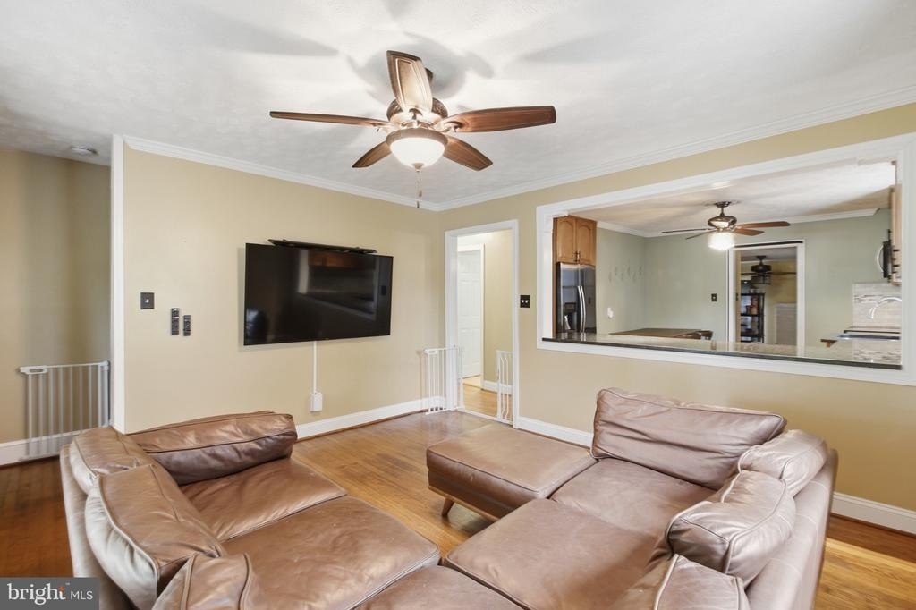 21 Snellings Lane - Photo 3