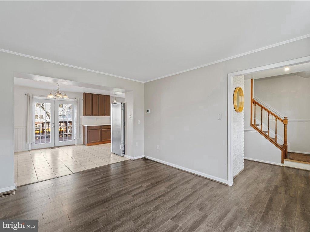 2904 Madeira Court - Photo 4