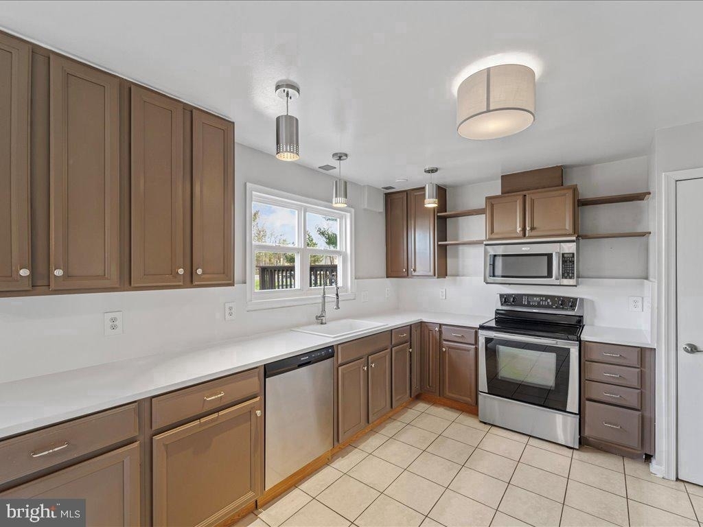2904 Madeira Court - Photo 10