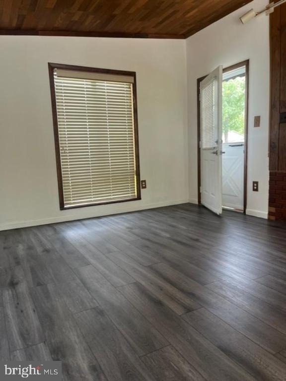 14510 Darbydale Avenue - Photo 9