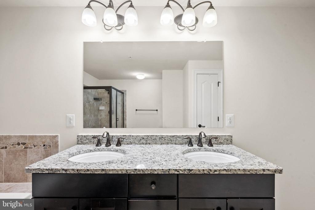 42572 Wildly Terrace - Photo 27