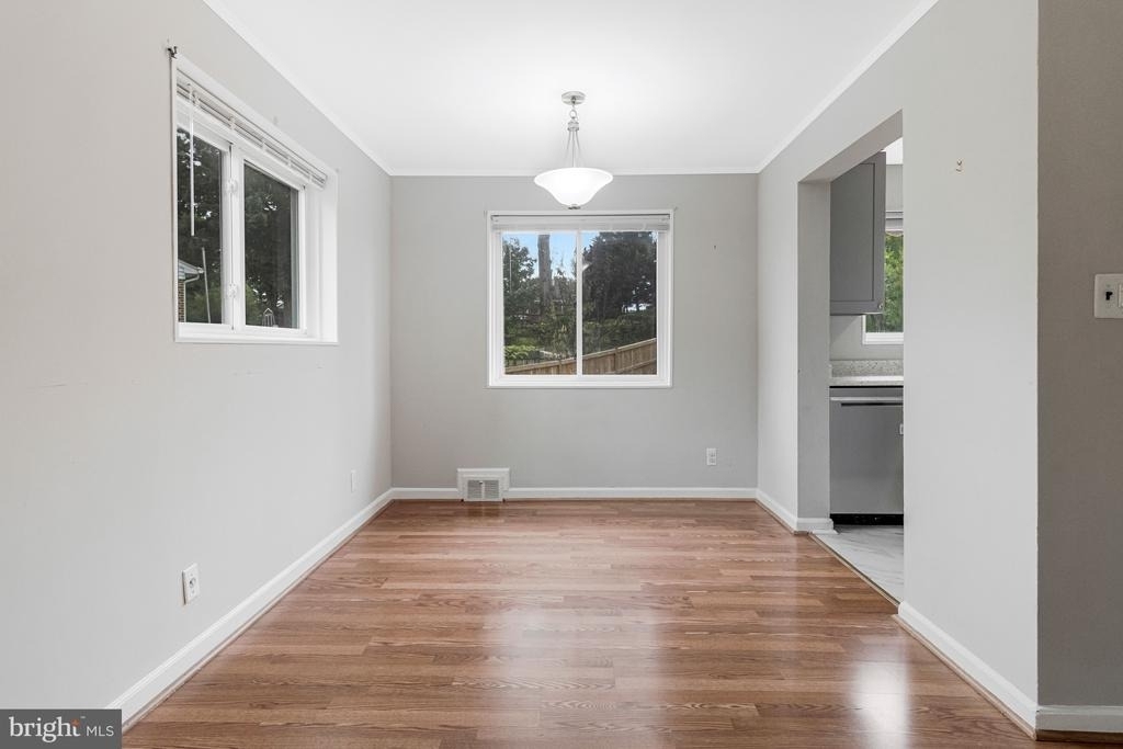 7025 Strathmore Street - Photo 15