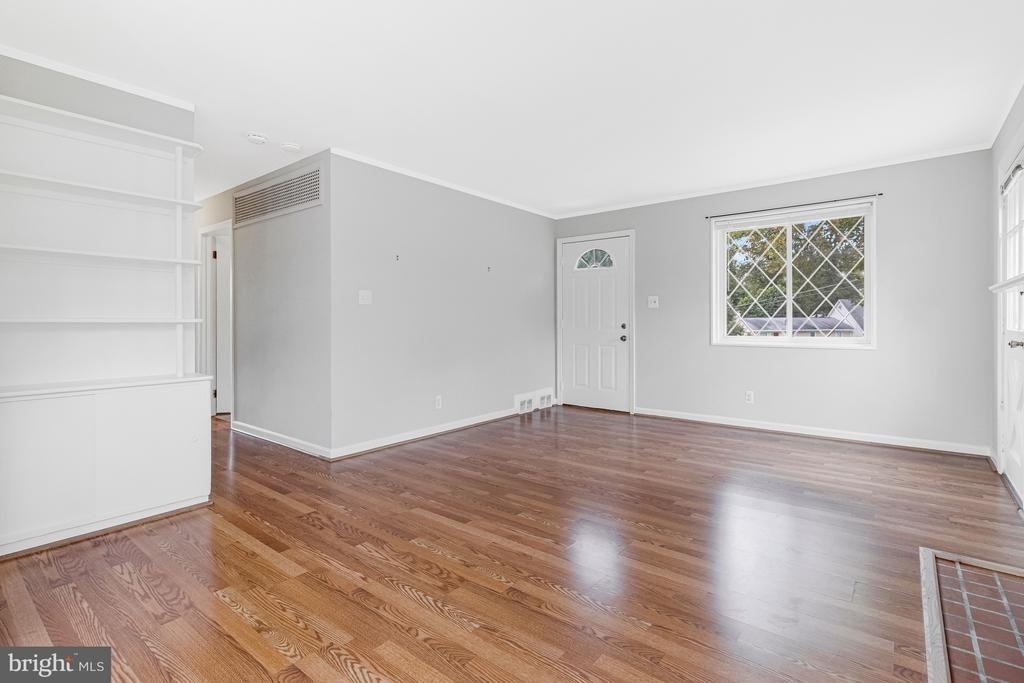 7025 Strathmore Street - Photo 12