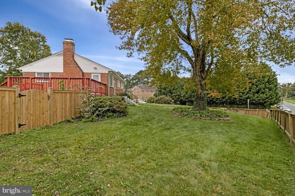 7025 Strathmore Street - Photo 4