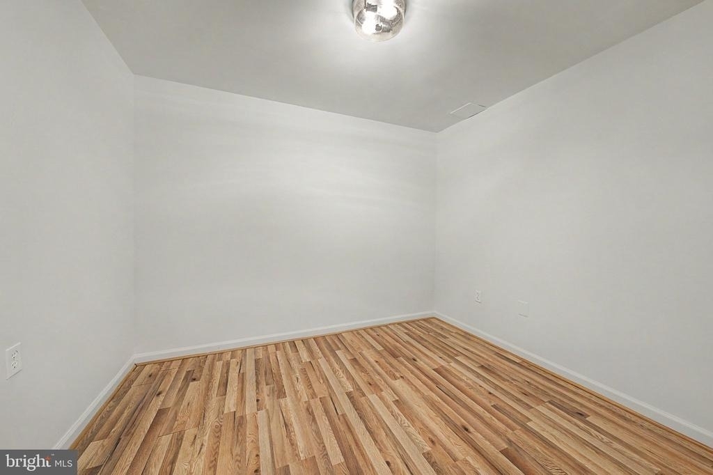 6941 Compton Lane - Photo 29