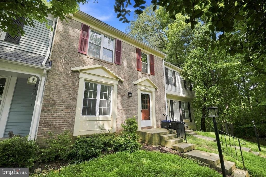6176 Martins Landing Court - Photo 2