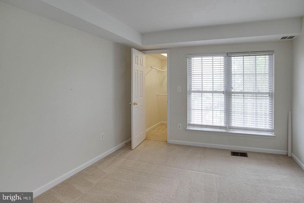 12442 Liberty Bridge Road - Photo 33