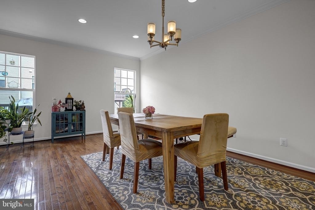 102 Gretchen Court - Photo 3