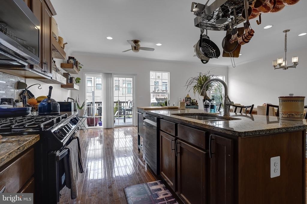 102 Gretchen Court - Photo 37