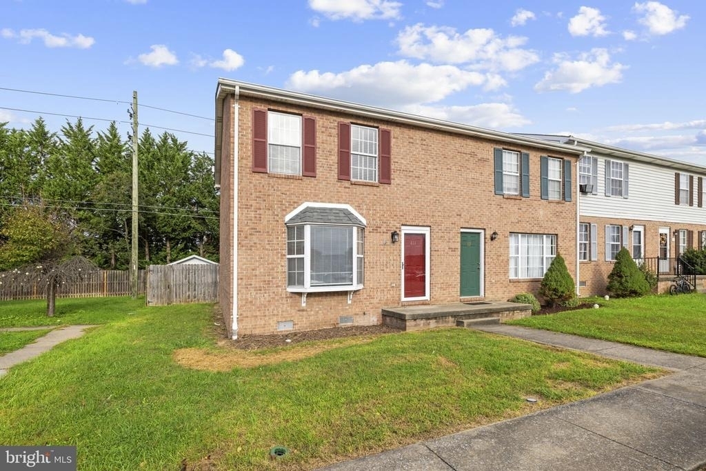 111 Nottoway Drive - Photo 1