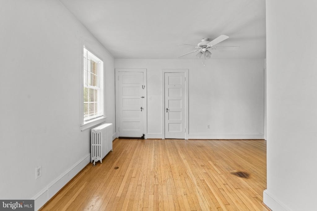 715 William Street - Photo 8