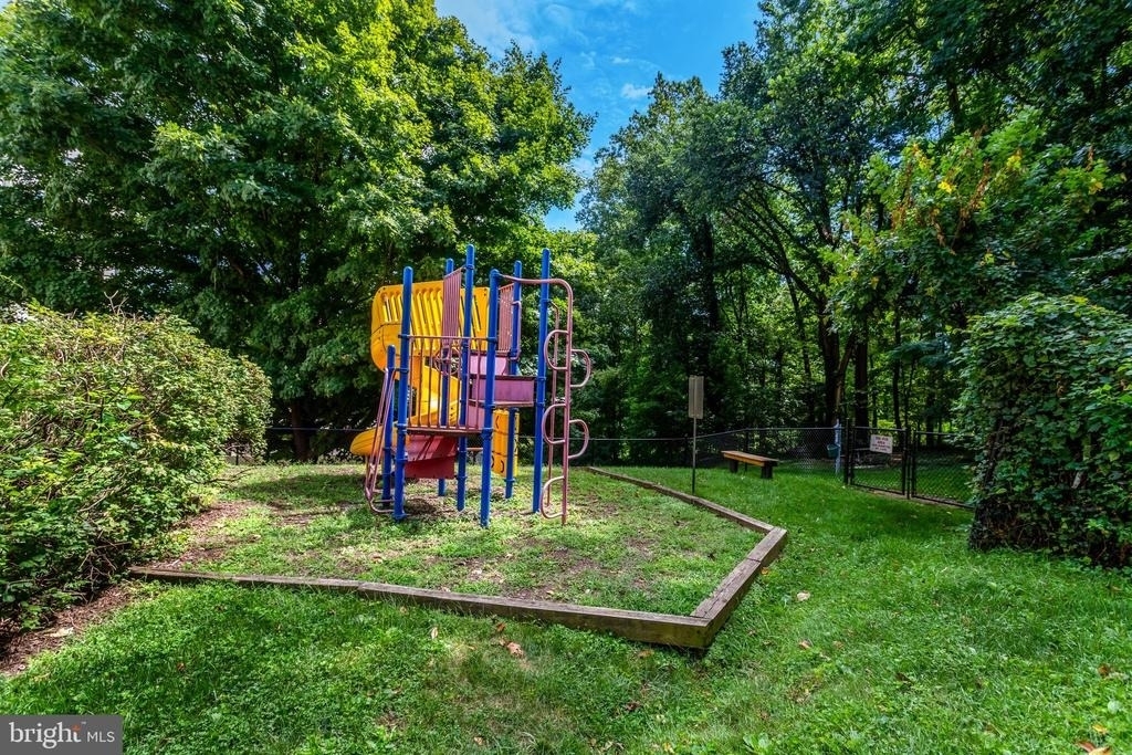 6300 Stevenson Avenue - Photo 30