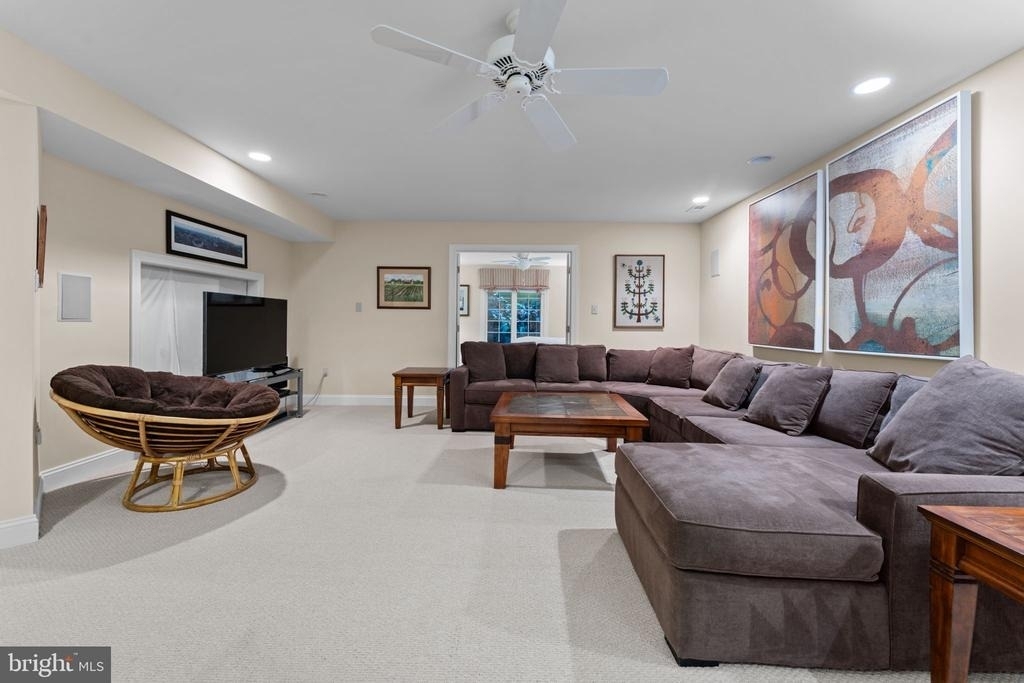 4304 Lorcom Lane - Photo 30