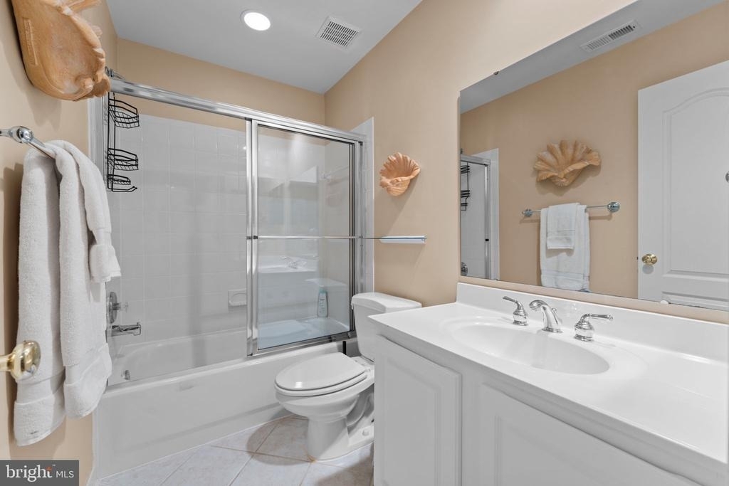4304 Lorcom Lane - Photo 35