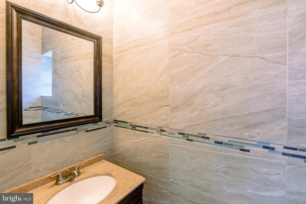 2627 E Thompson Street - Photo 7
