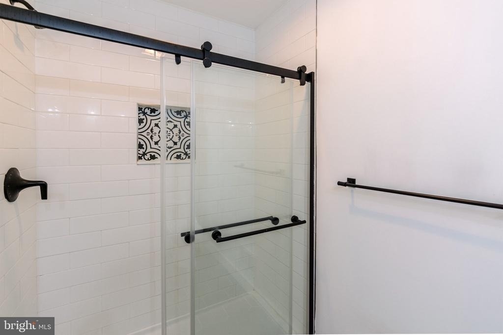 2627 E Thompson Street - Photo 13