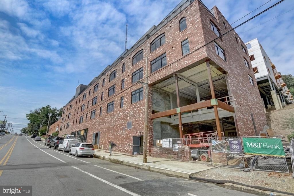 5001 Umbria Street - Photo 11