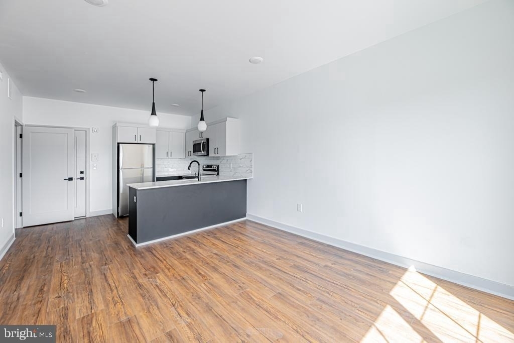 5001 Umbria Street - Photo 3