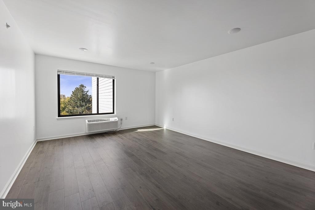 404 Fountain Street - Photo 4