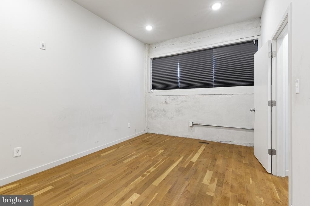1737 N Howard Street - Photo 15