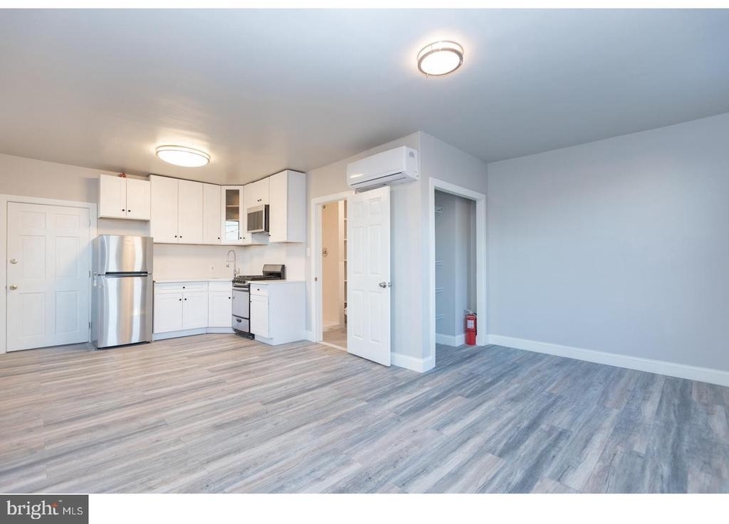 2434 E Dauphin Street - Photo 4