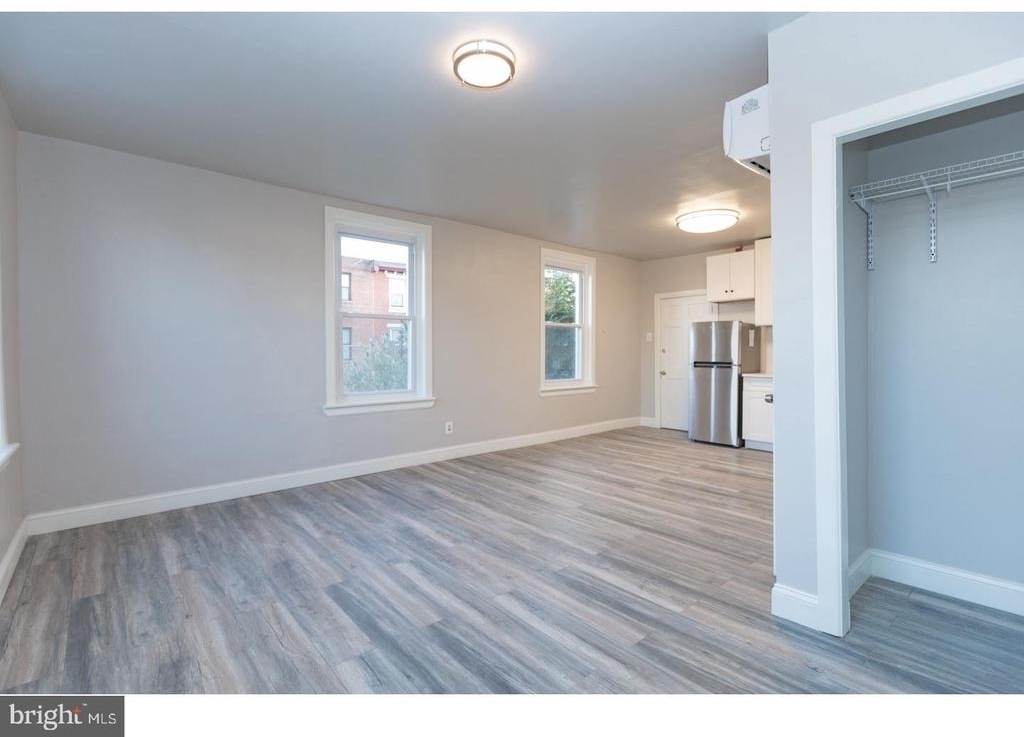 2434 E Dauphin Street - Photo 5