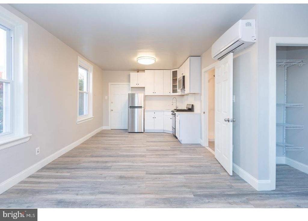 2434 E Dauphin Street - Photo 9