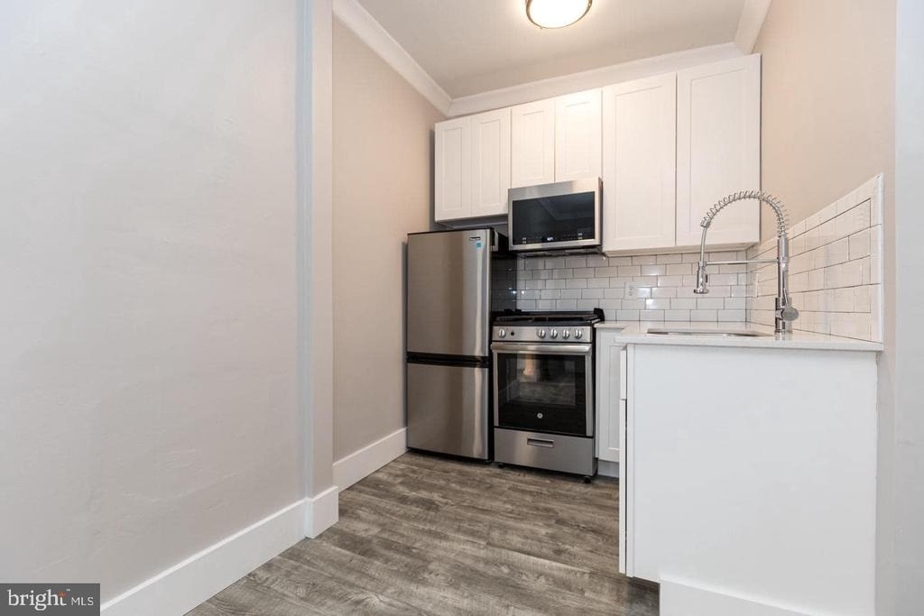 2434 E Dauphin Street - Photo 4