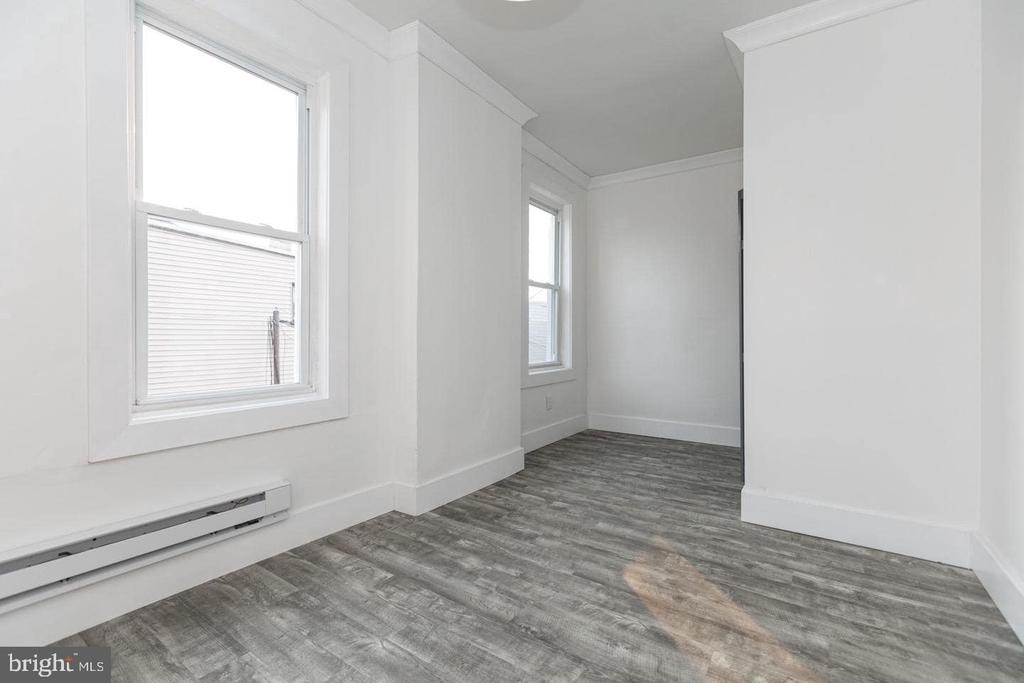 2434 E Dauphin Street - Photo 7