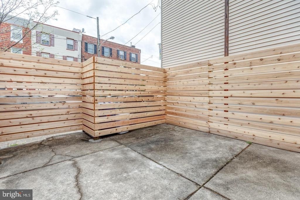 2434 E Dauphin Street - Photo 18