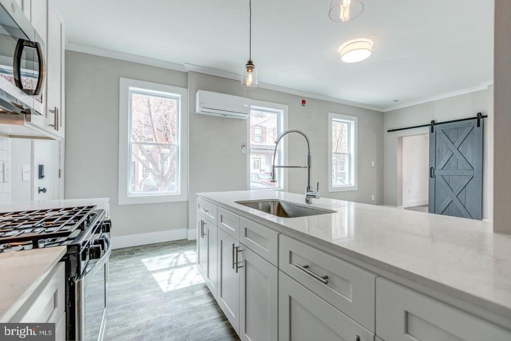 2434 E Dauphin Street - Photo 4