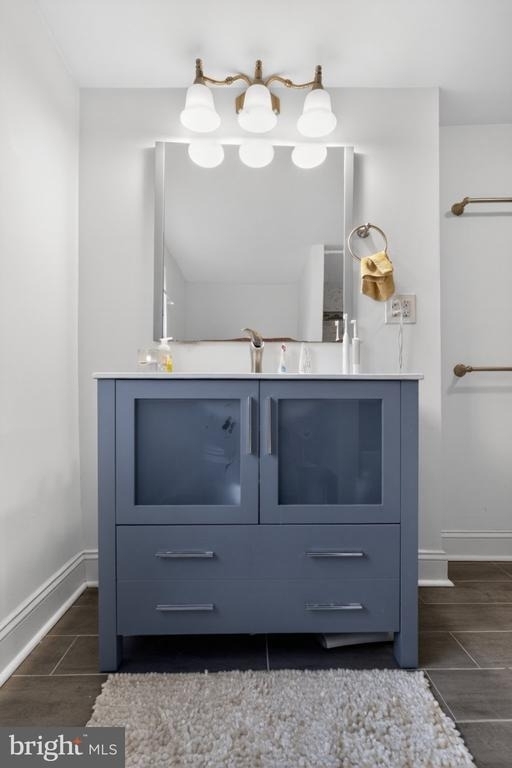 2604 E York Street - Photo 8