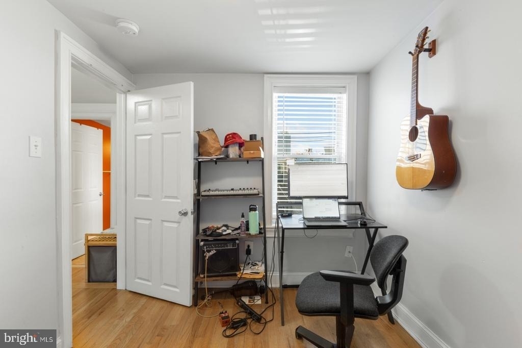 824 N Judson Street - Photo 16