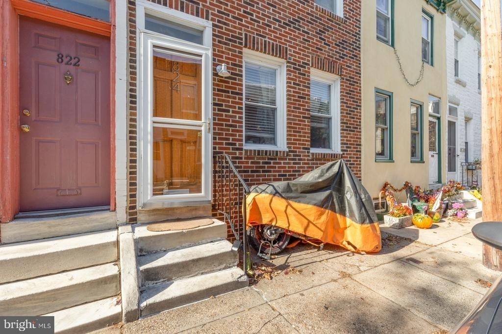 824 N Judson Street - Photo 21