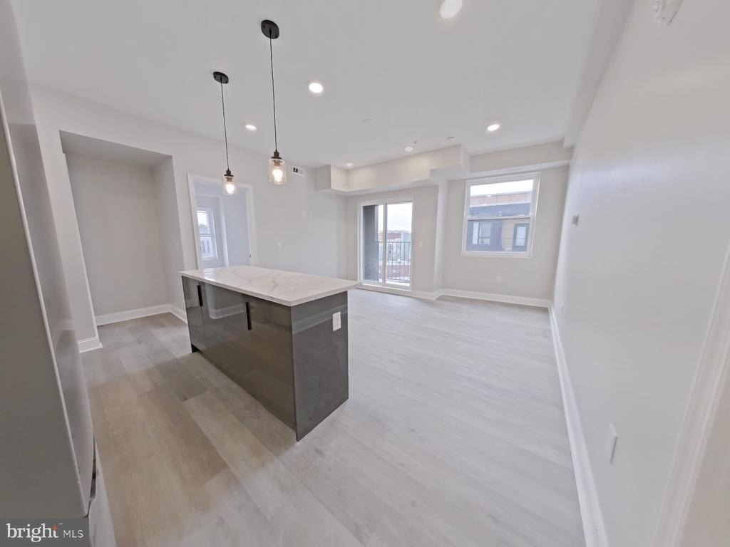 1822 Ridge Avenue - Photo 5