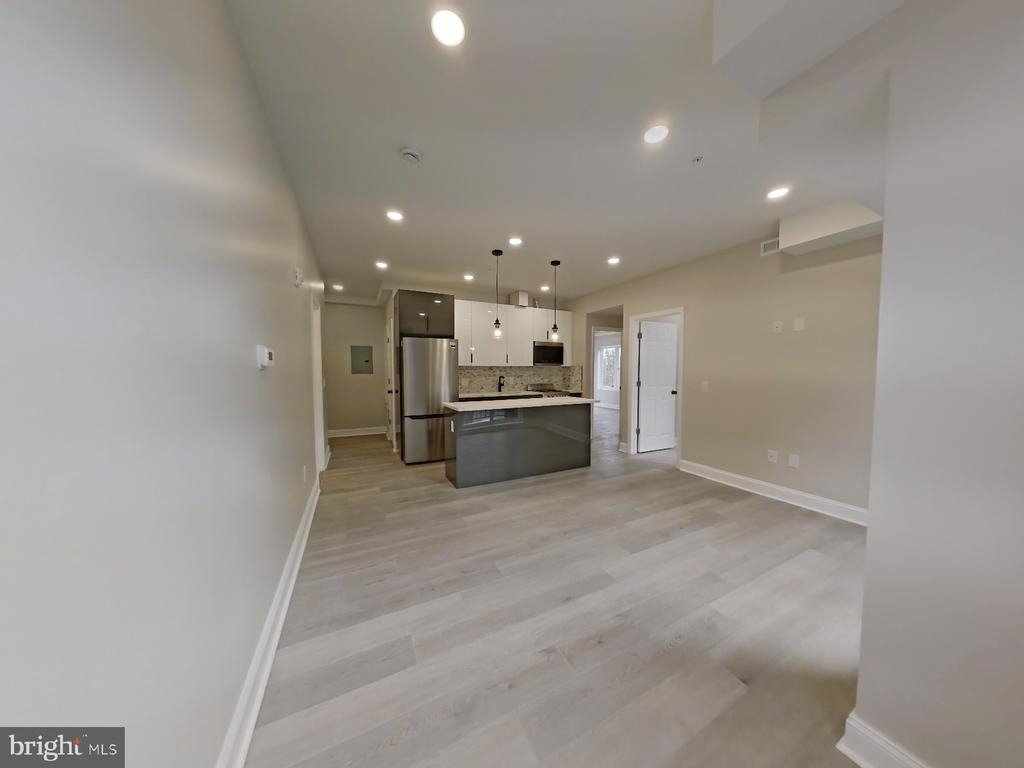 1822 Ridge Avenue - Photo 5