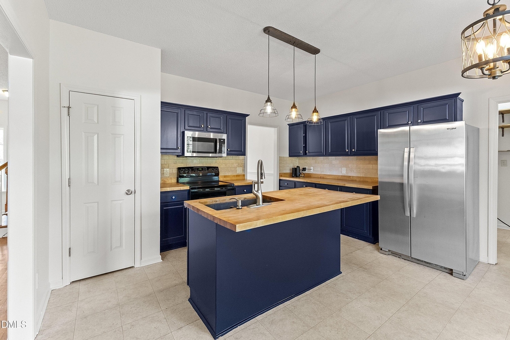 223 Presley Boulevard - Photo 19