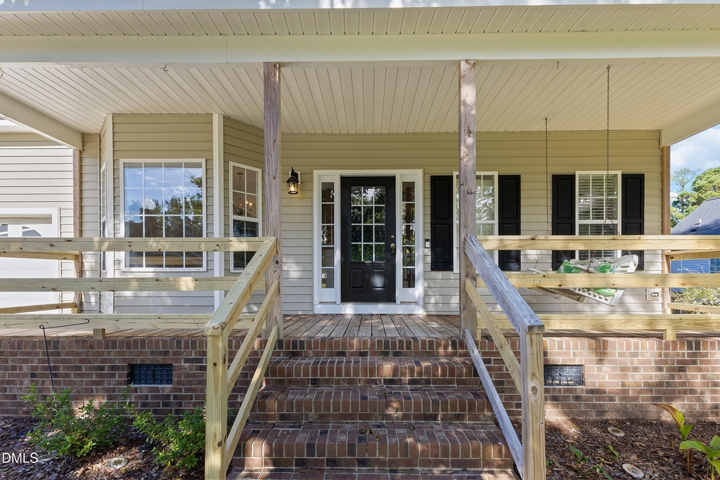 223 Presley Boulevard - Photo 6
