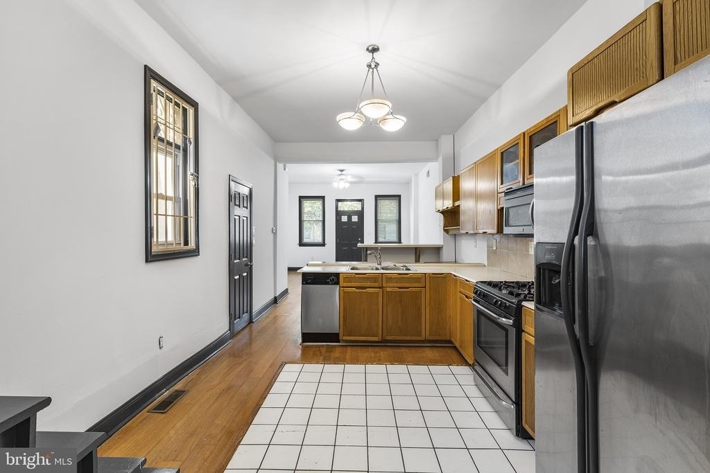943 E Passyunk Avenue - Photo 7