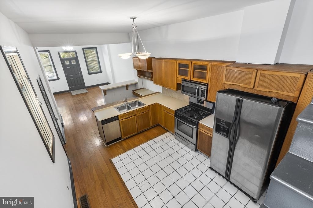 943 E Passyunk Avenue - Photo 10