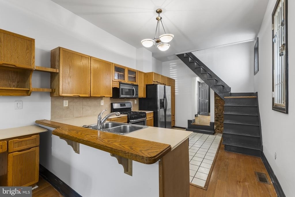 943 E Passyunk Avenue - Photo 5