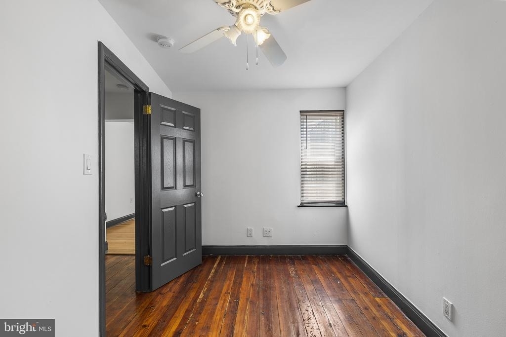 943 E Passyunk Avenue - Photo 16