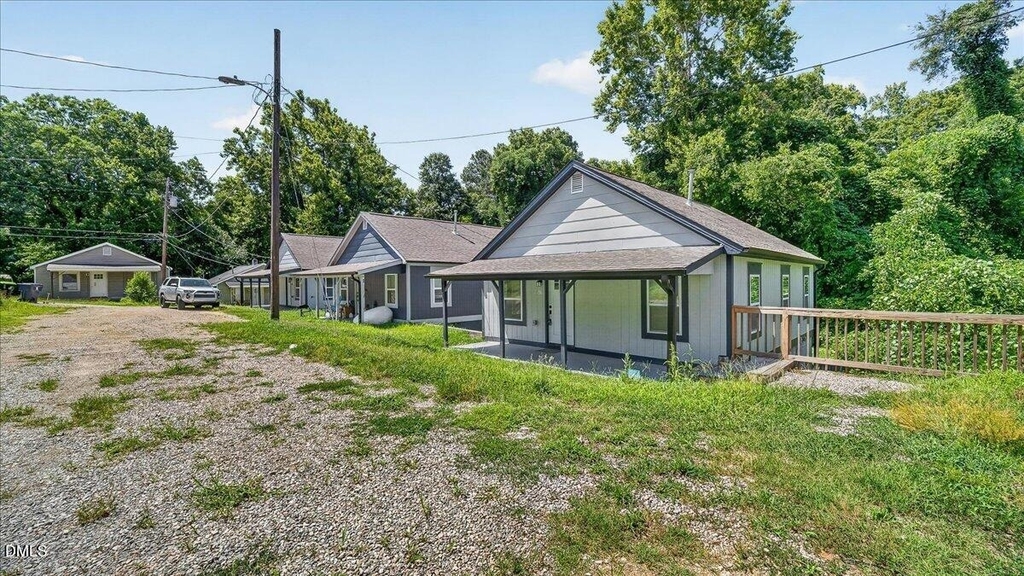 415 Spring Court - Photo 36