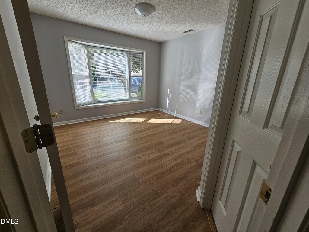 108 Forest Oaks Drive - Photo 4