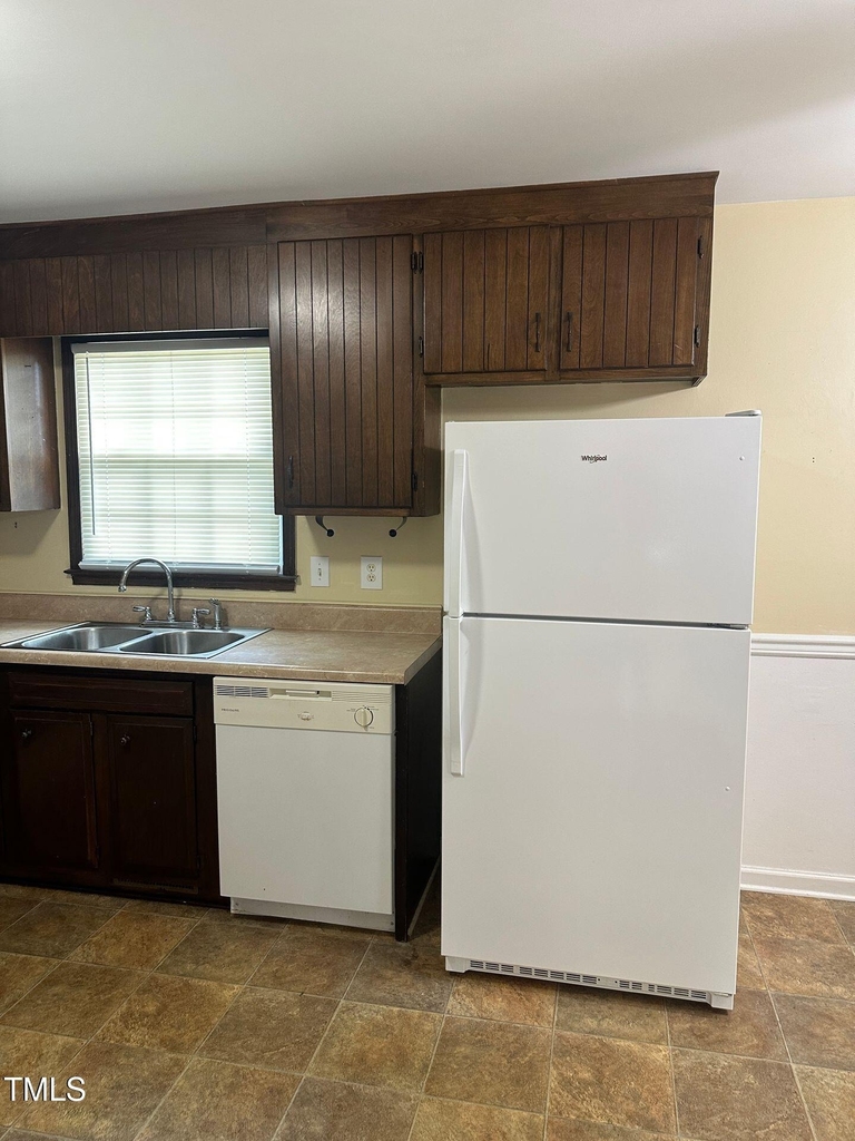 1280 Powhatan Road - Photo 4