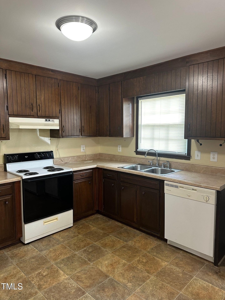 1280 Powhatan Road - Photo 3
