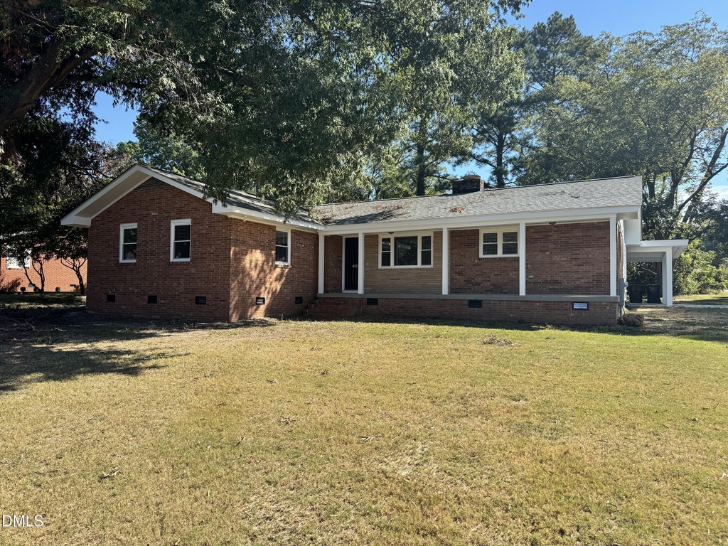 402 N Pine Street - Photo 0