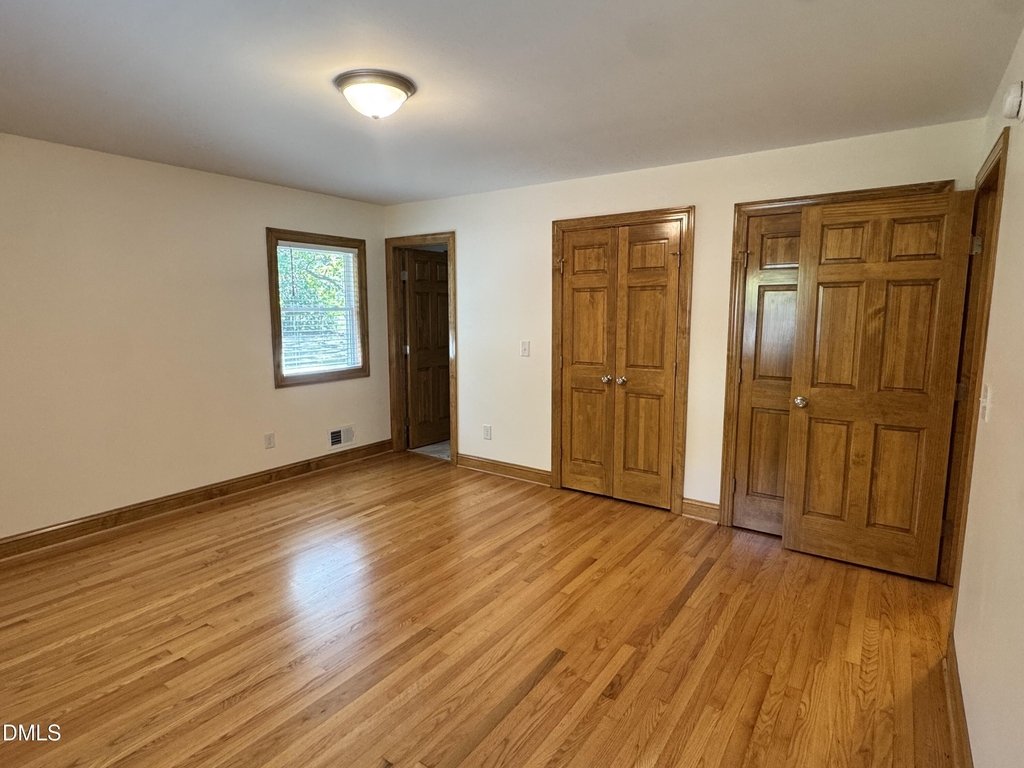 402 N Pine Street - Photo 9